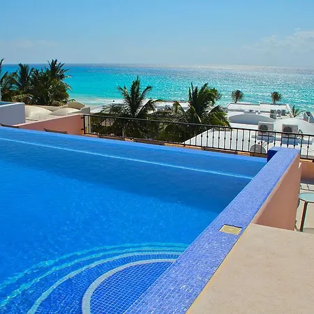 Izcalli Luxury Villa