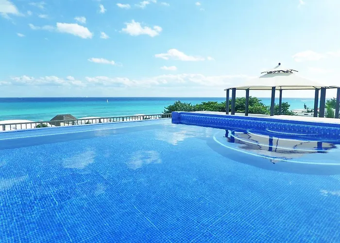 Izcalli Luxury Villa